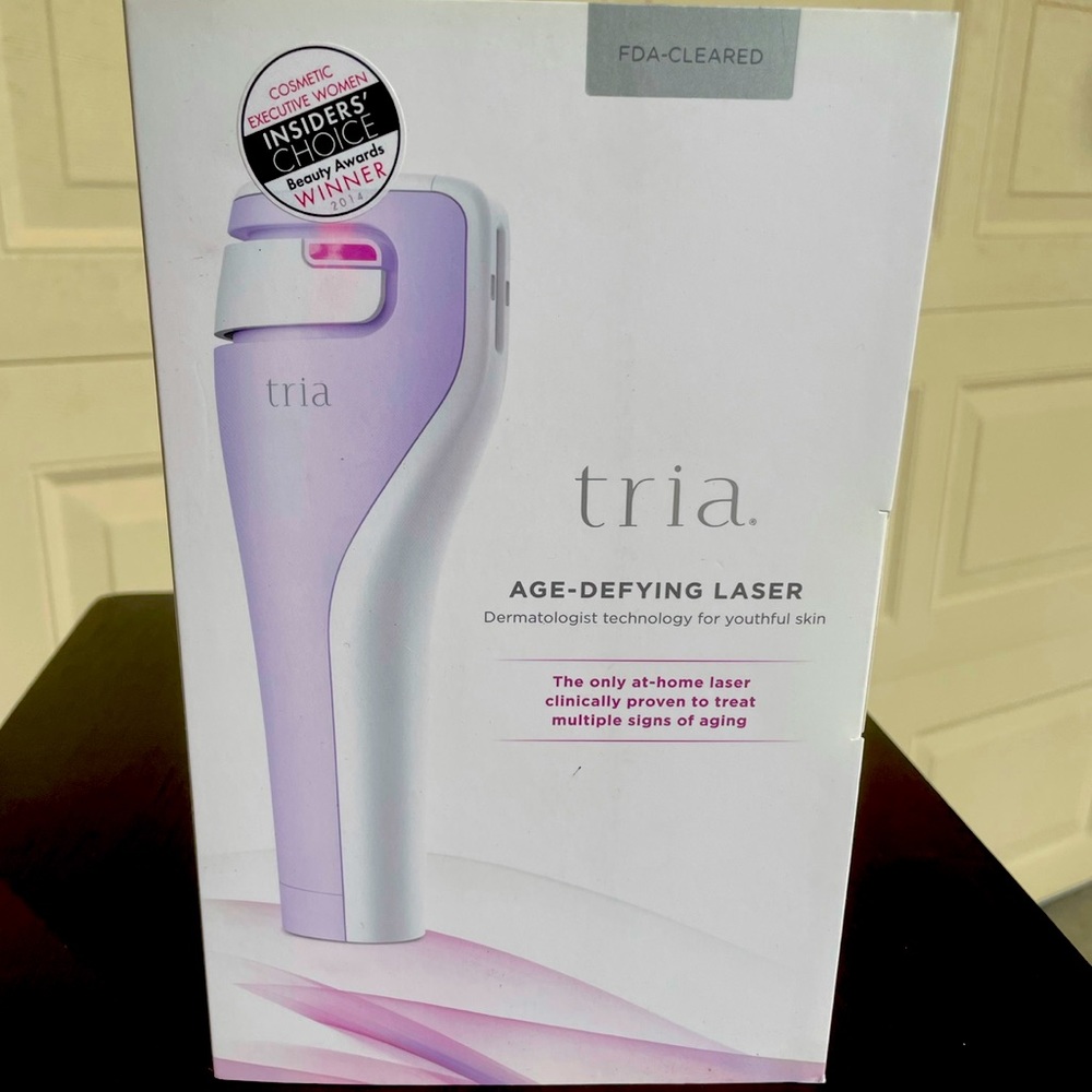 COPY - Tria age-defying laser, brand NEW.